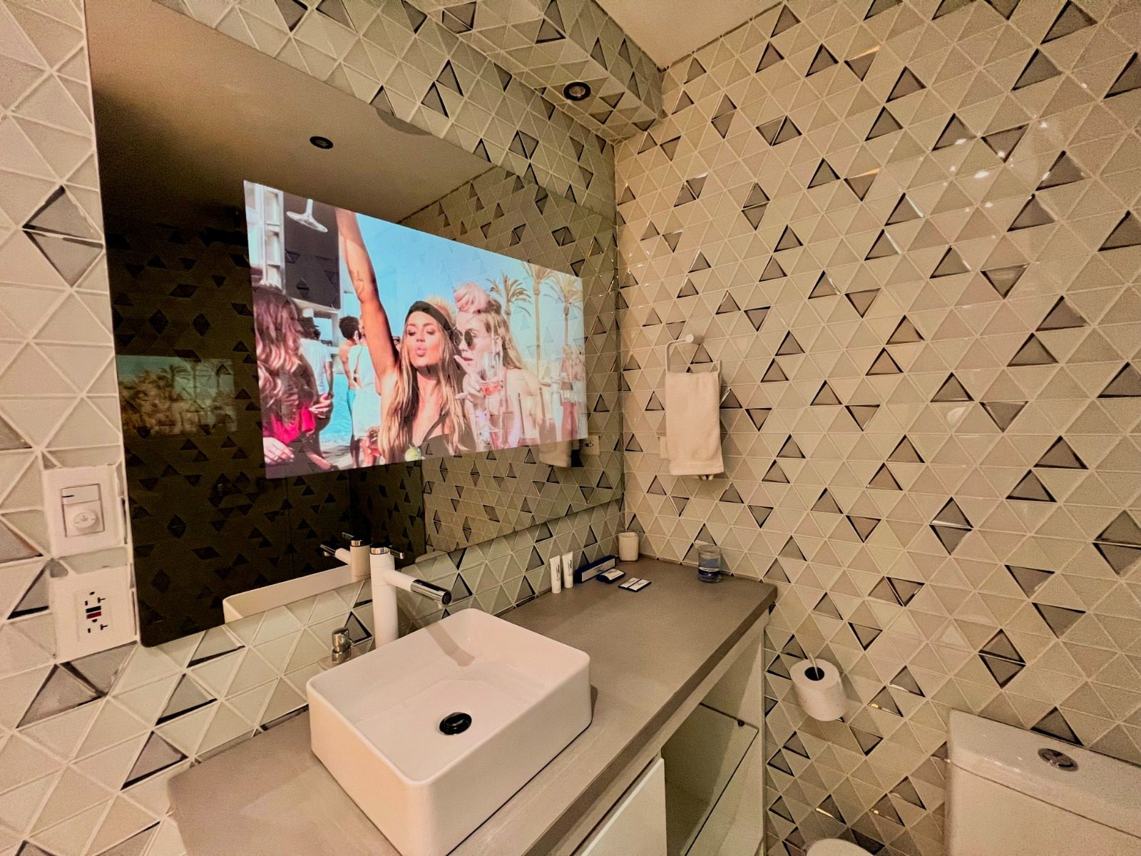 3.Smartmirrorcartagena